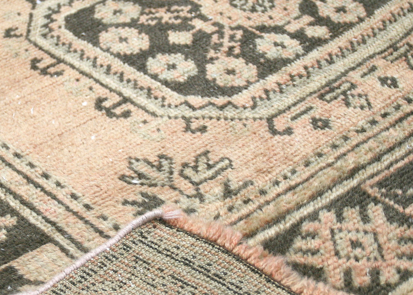 Vintage Turkish Oushak Rug - 4'4" x 11'4" - 031675