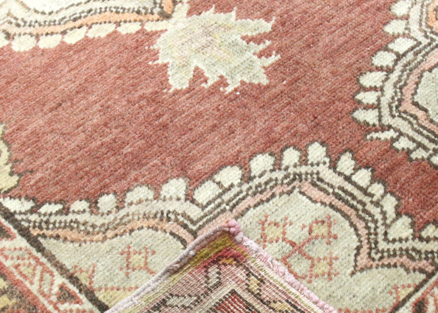 Vintage Turkish Oushak Rug - 3'1" x 5'9" - 074825