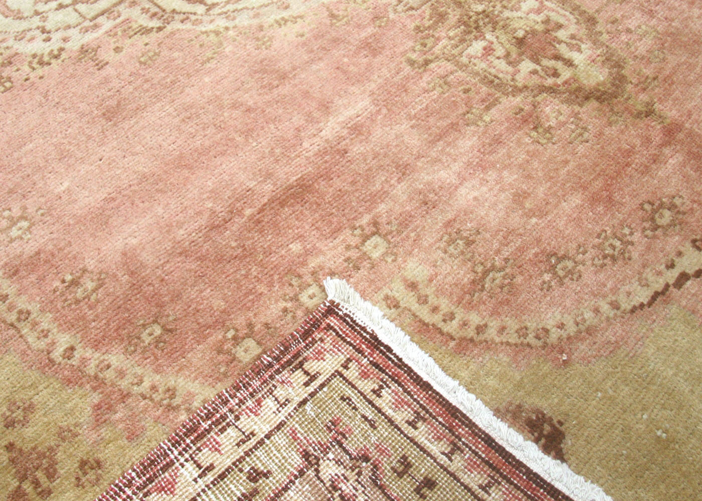 Vintage Turkish Oushak Rug - 5'10" x 8'5" - 088597