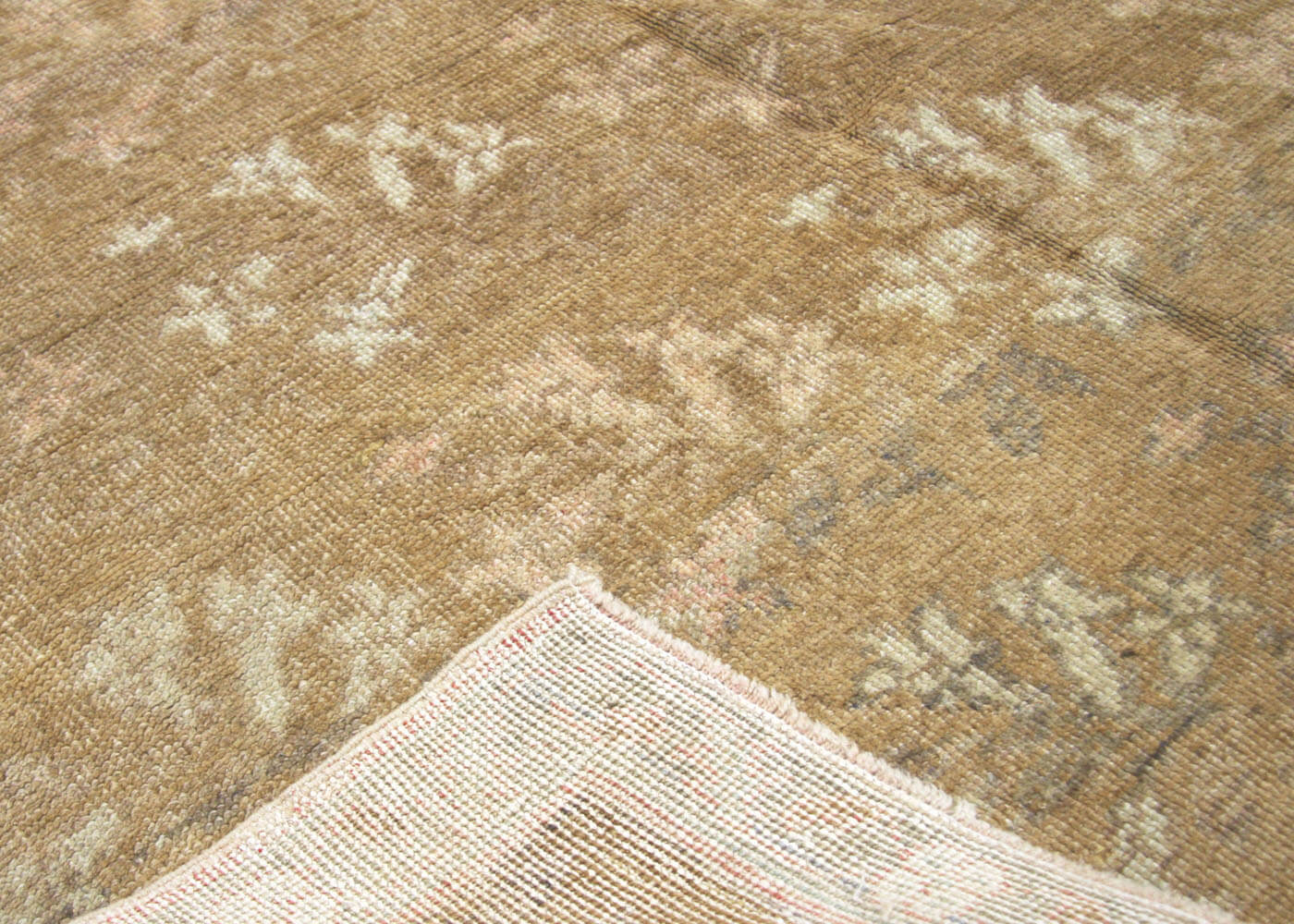 Vintage Turkish Oushak Rug - 4'6" x 8'11" - 088611