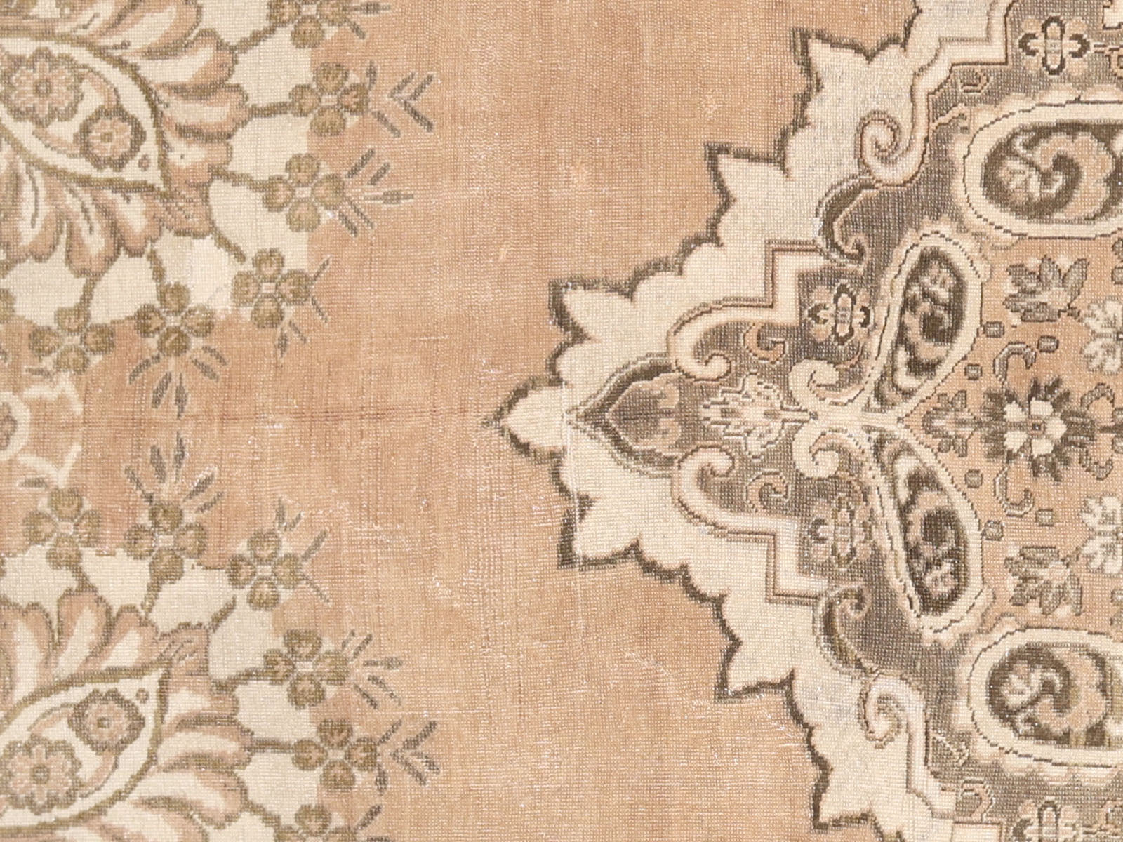 Vintage Turkish Oushak Rug - 6'9" x 11'6" - 088954