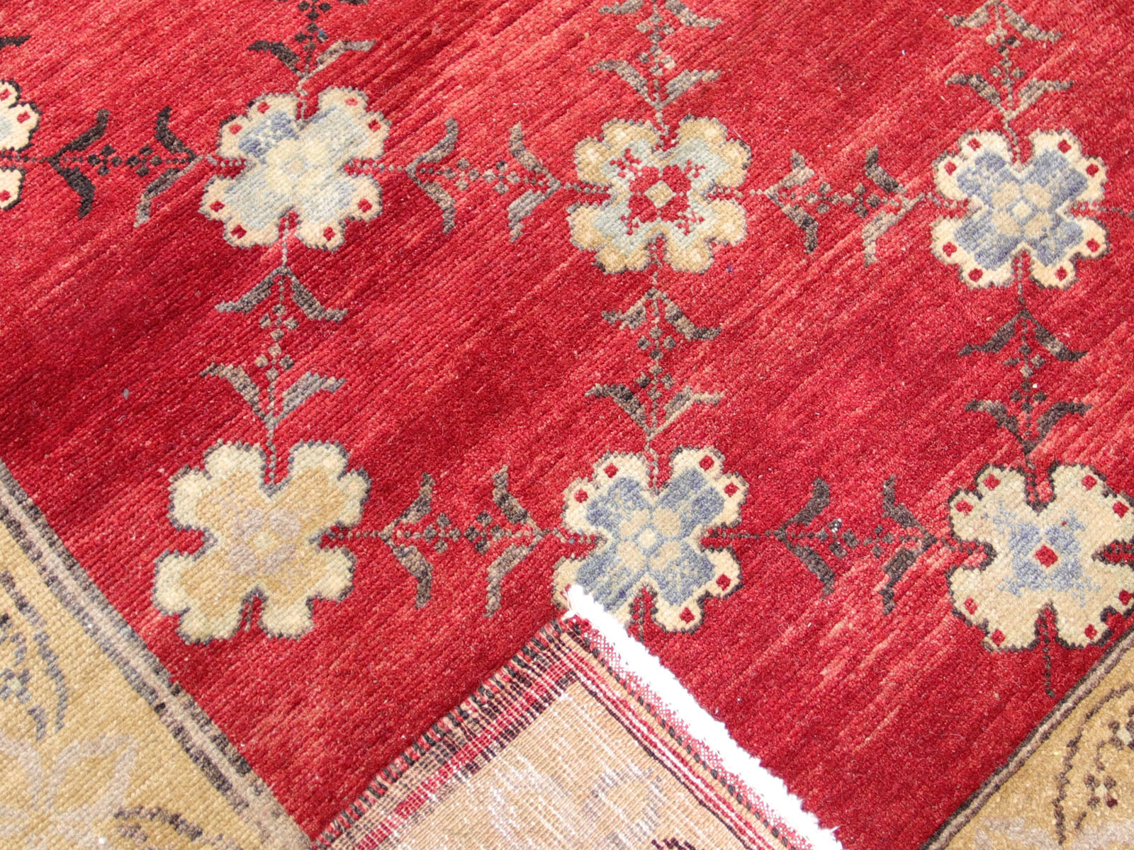 Vintage Turkish Oushak Rug - 6'10" x 10'1" - 088969