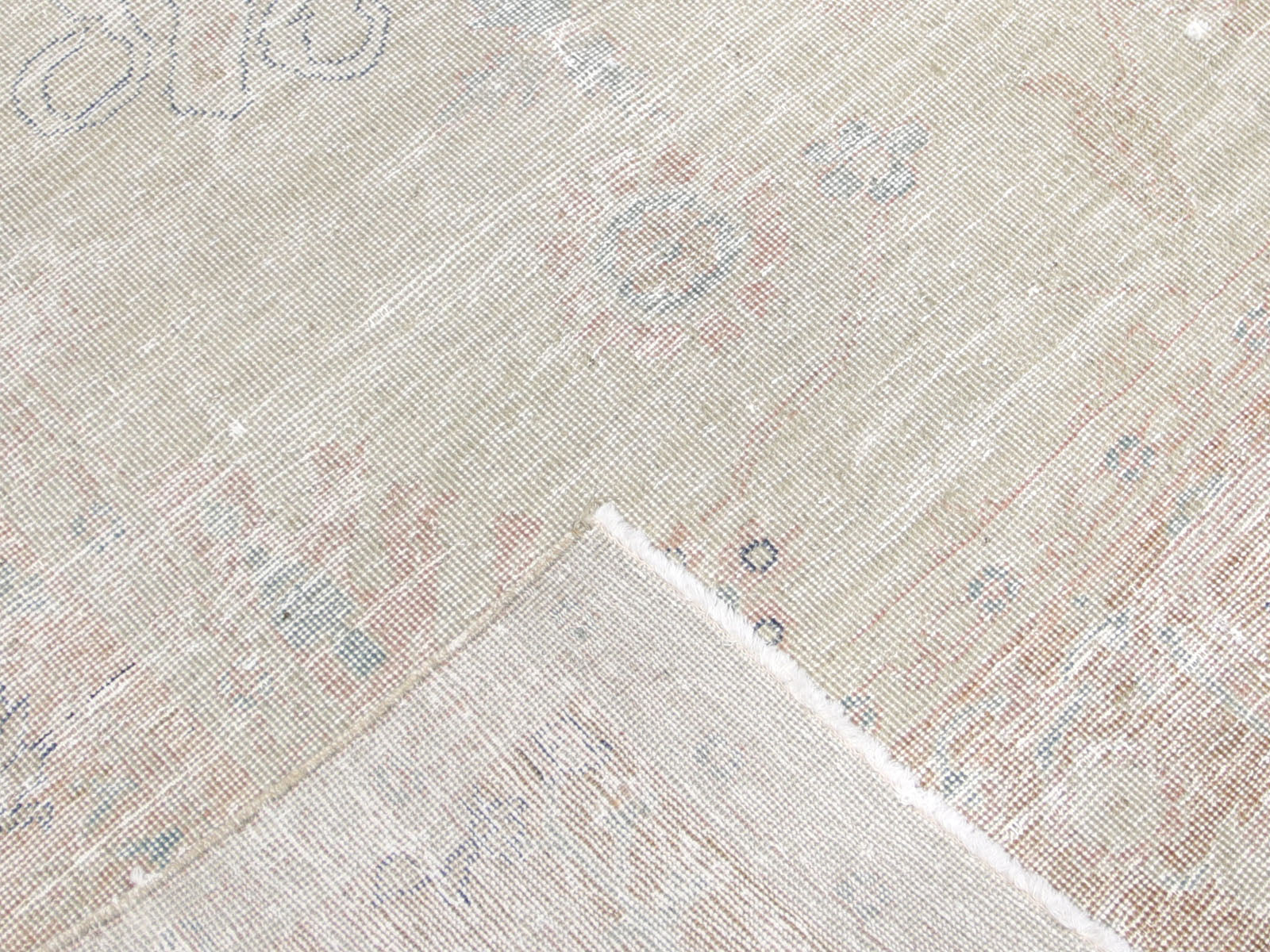 Vintage Egyptian Tabriz Rug - 5'7" x 9'