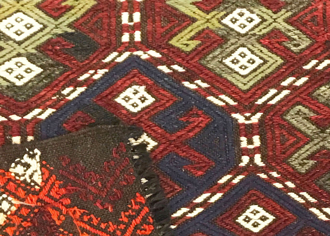 Vintage Turkish Kilim - 2'8" x 3'7" - 120594