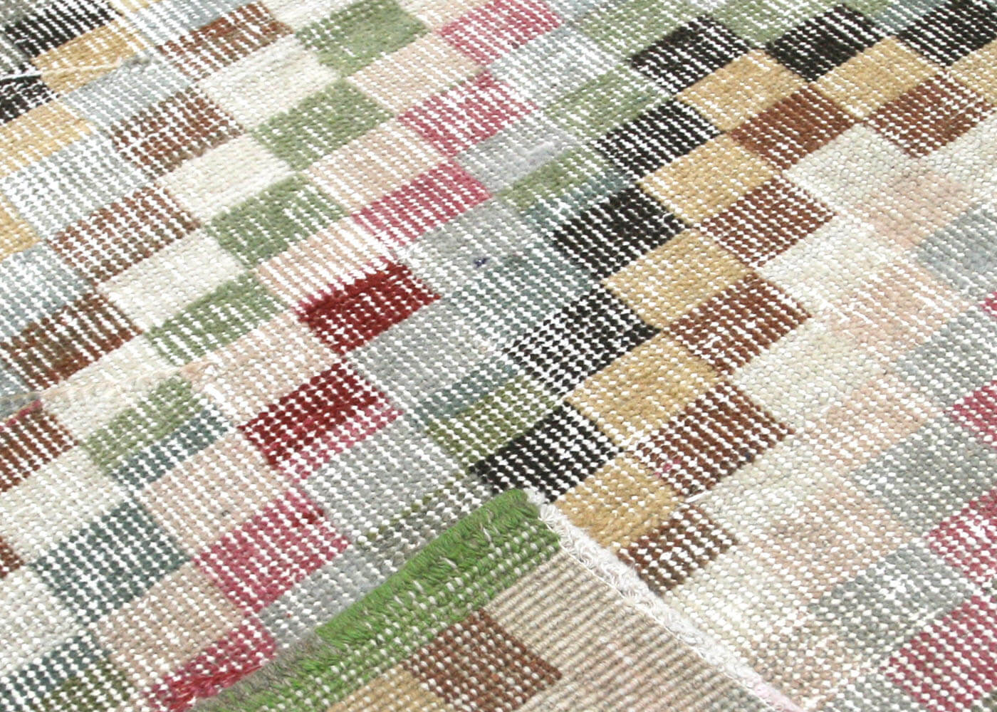 Vintage Turkish Mid-Century-Modern Rug - 3'4" x 5'10" - 121533