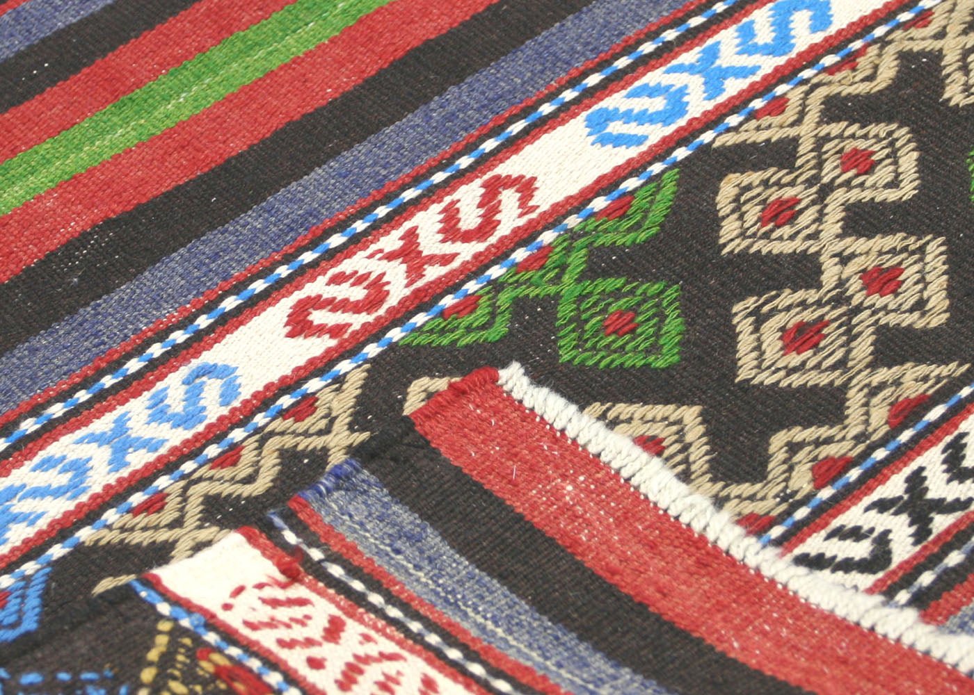 Vintage Turkish Kilim - 3'11" x 4'9" - 133006
