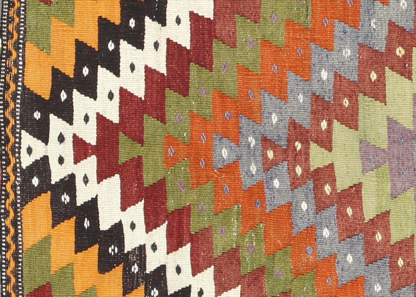 Vintage Turkish Kilim - 4'10" x 7'1" - 133013