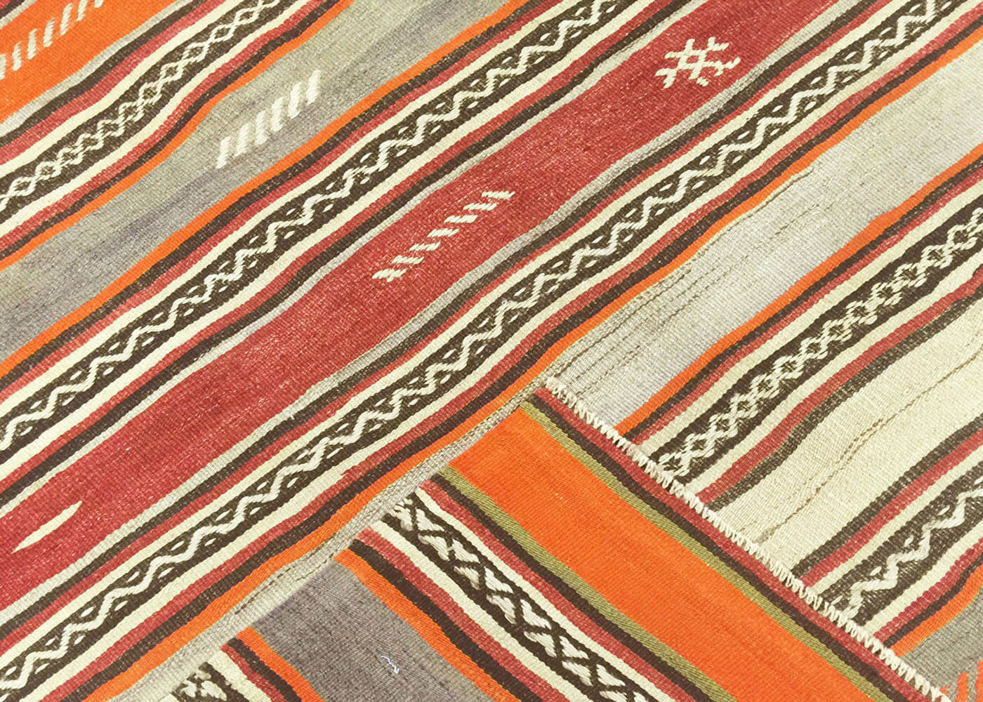 Vintage Turkish Kilim - 5'6" x 6'3" - 133066