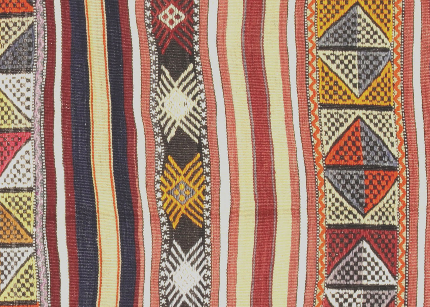 Vintage Turkish Kilim - 5'7" x 6'6" - 133088