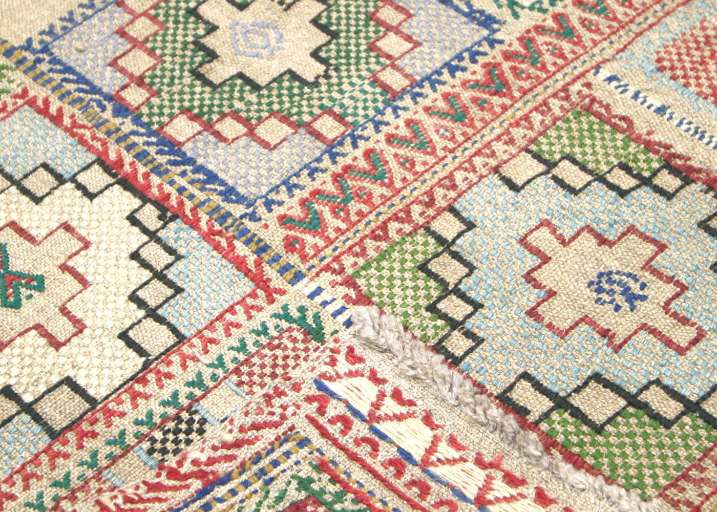 Vintage Turkish Kilim - 4' x 4'10" - 133109