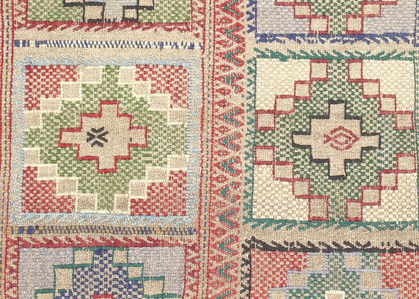 Vintage Turkish Kilim - 4' x 4'10" - 133109