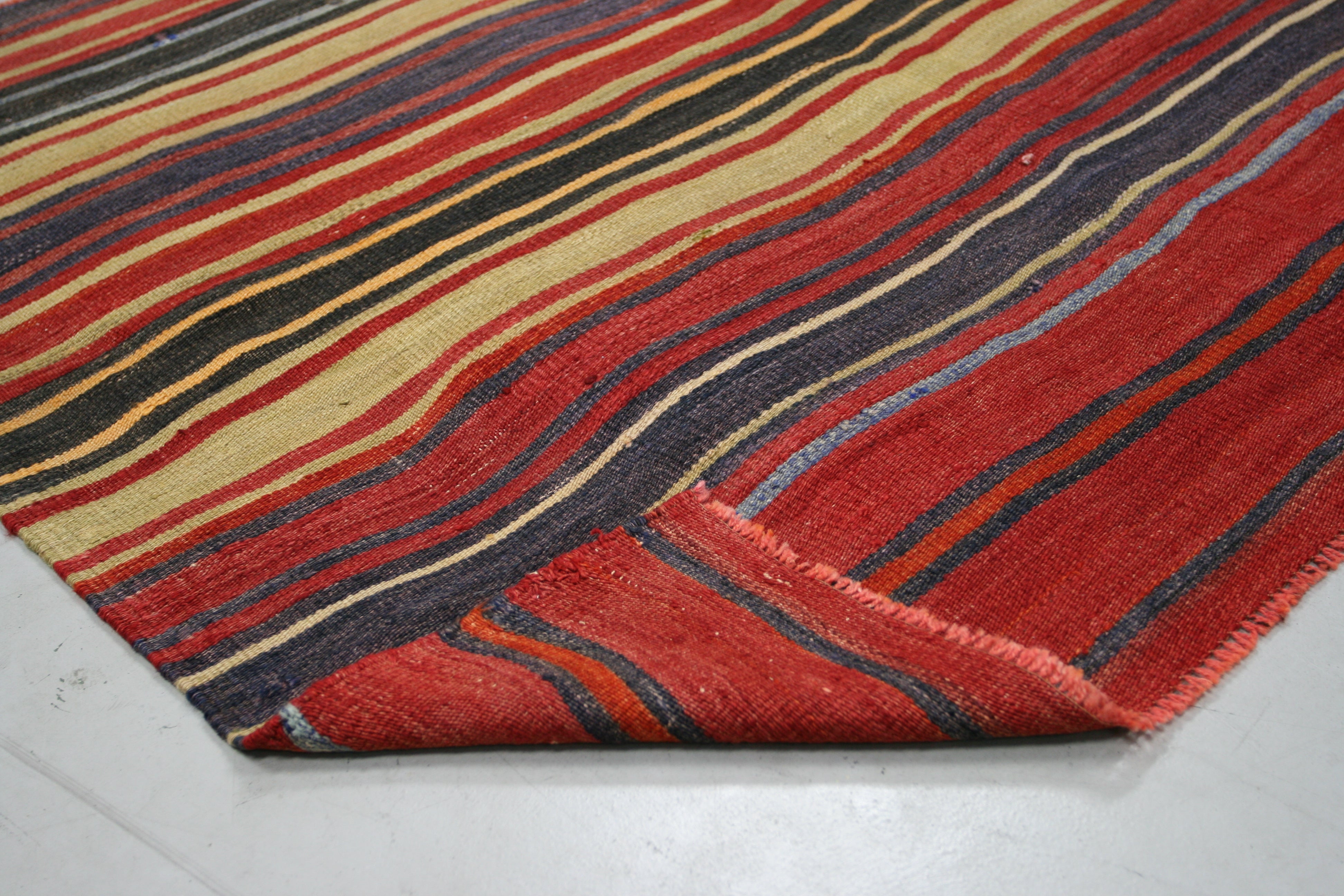 Vintage Turkish Kilim - 4'4" x 5'5" - 133113
