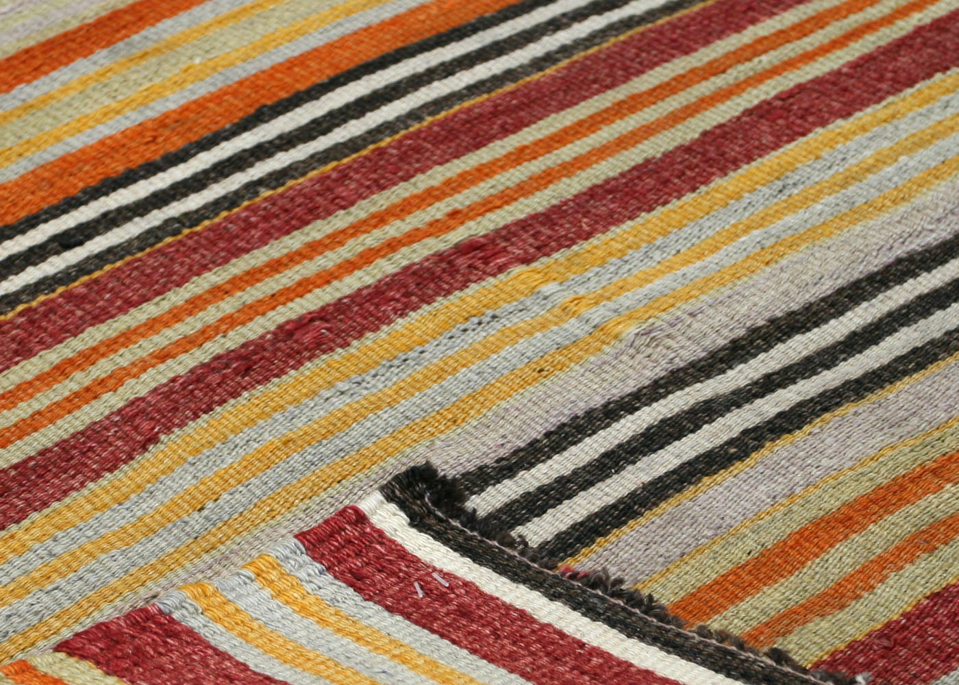 Vintage Turkish Kilim - 4'11" x 5'3" - 133484