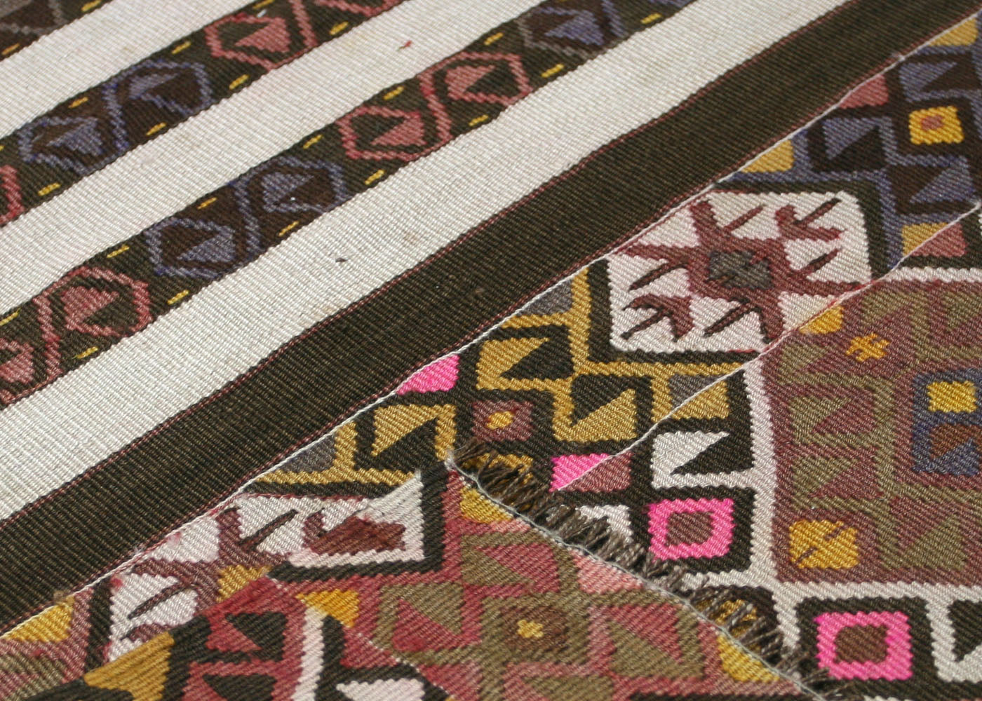 Vintage Turkish Kilim - 2'9" x 3'4" - 135095