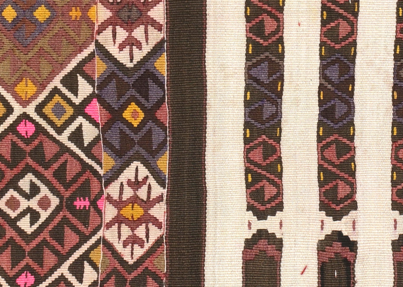 Vintage Turkish Kilim - 2'9" x 3'4" - 135095