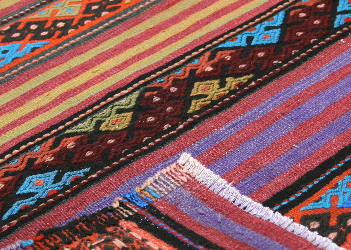 Vintage Turkish Kilim - 3'6" x 5' - 135117