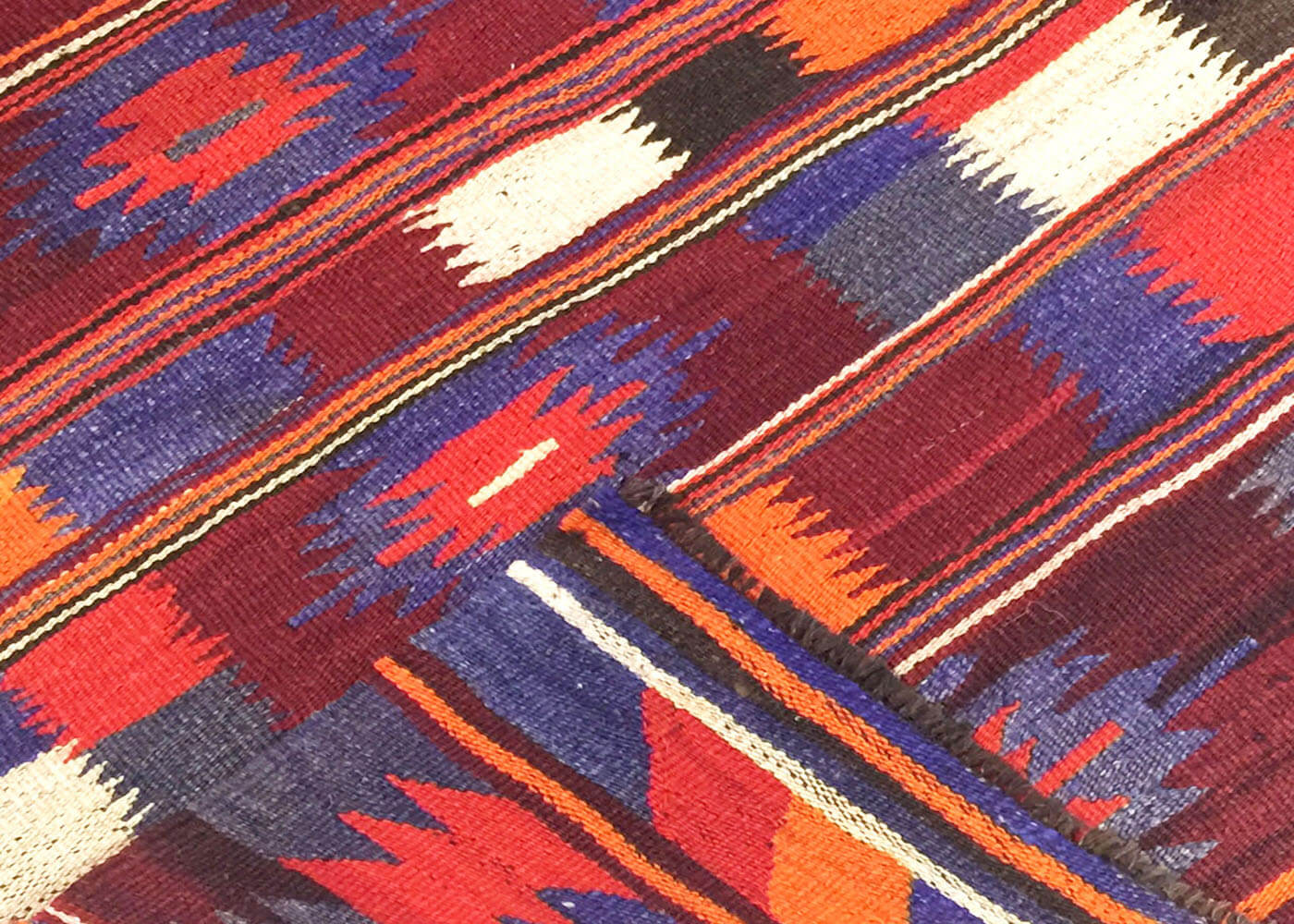 Vintage Turkish Kilim - 2'7" x 3'7" - 137082