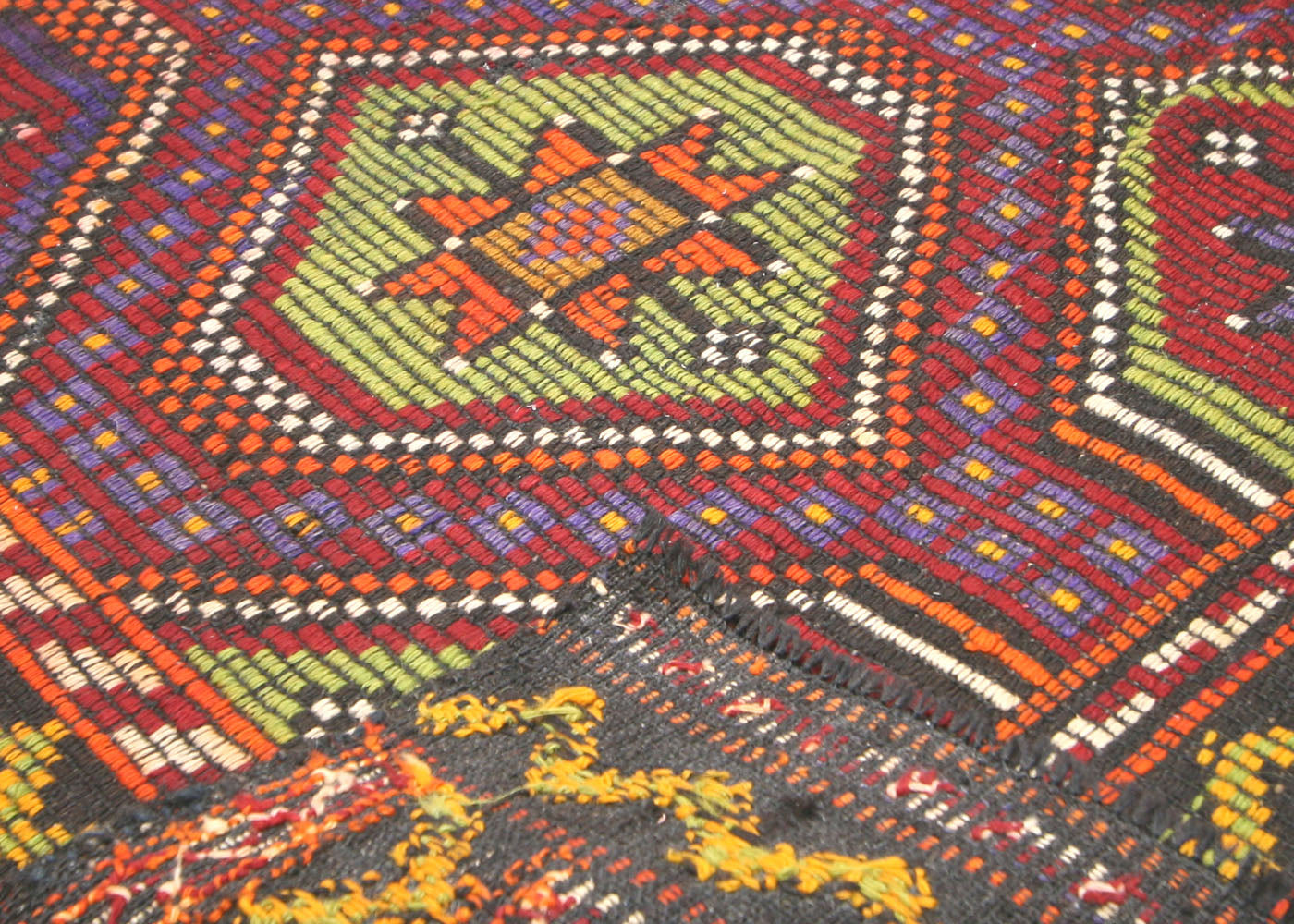 Vintage Turkish Kilim - 5'11" x 9'2" - 137091