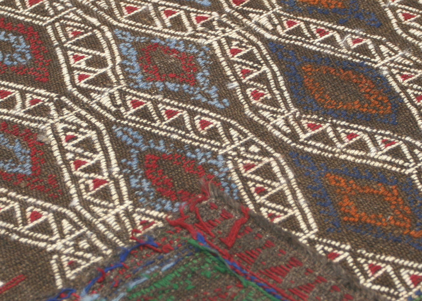 Vintage Turkish Kilim - 4'2" x 5' - 137096