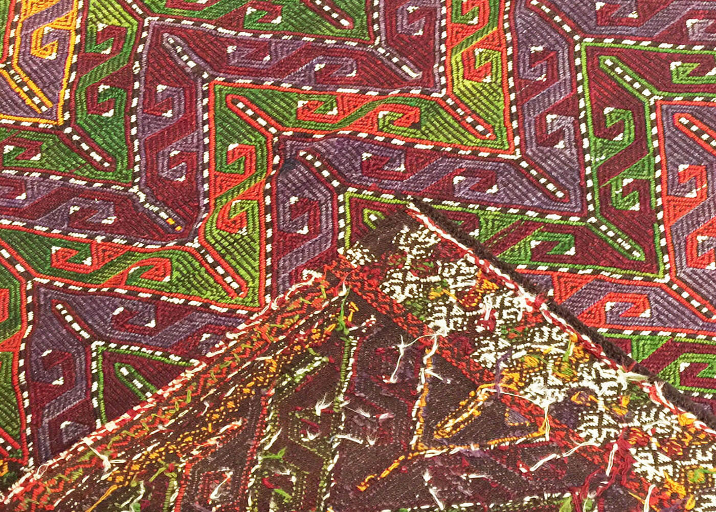 Vintage Turkish Kilim - 3'5" x 4'5" - 137114