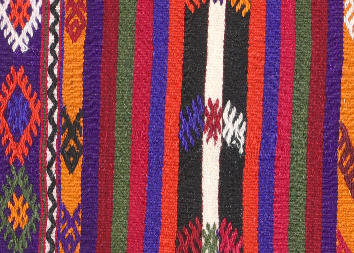 Vintage Turkish Kilim - 3'10" x 4'11" - 137122