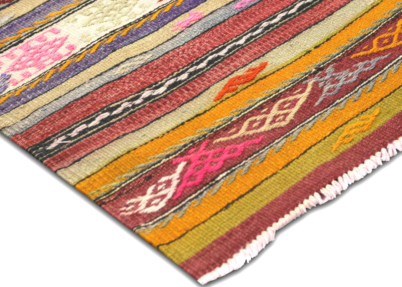 Vintage Turkish Kilim - 4'1" x 5'9" - 137125