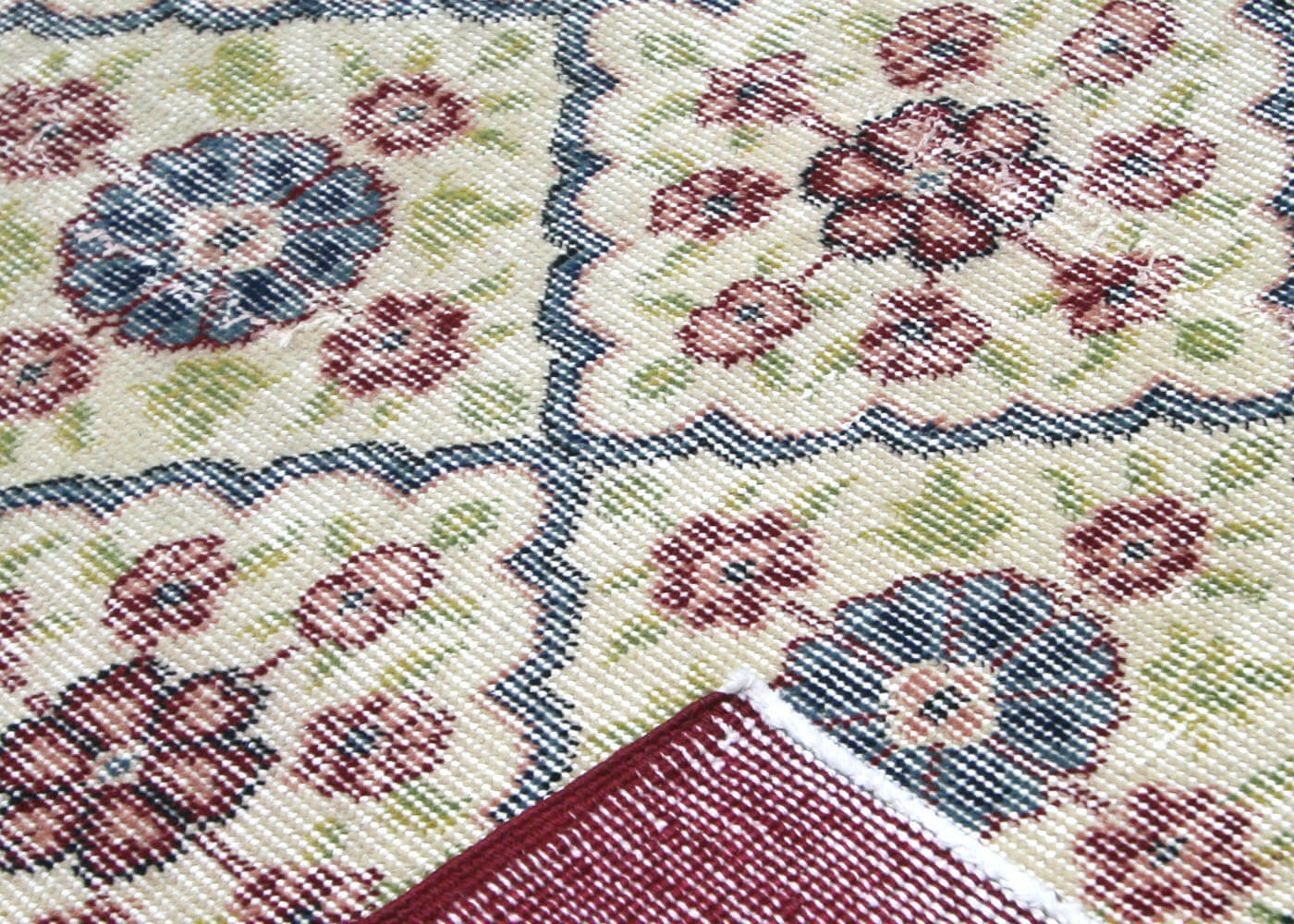 Vintage Turkish Mid-Century-Modern Rug - 6'10" x 10'2" - 140188