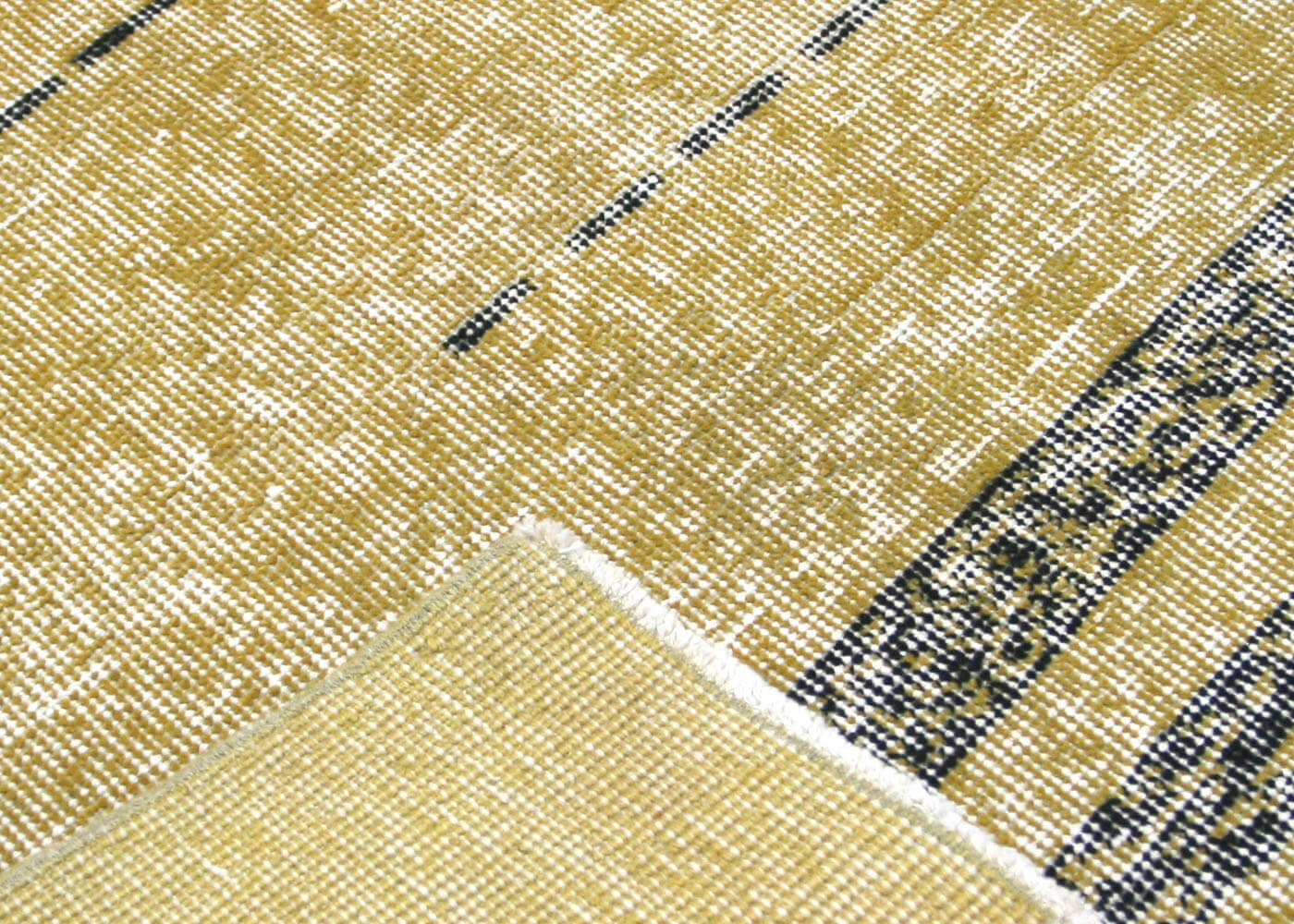 Vintage Turkish Mid-Century-Modern Rug - 6'7" x 9'2" - 140210