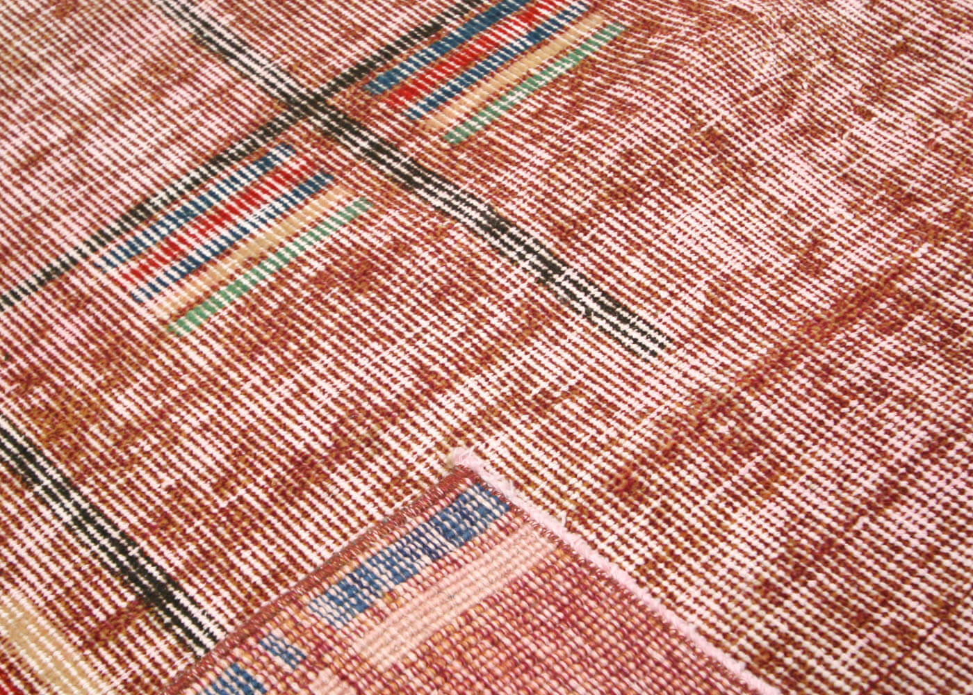 Vintage Turkish Mid-Century-Modern Rug - 5'6" x 8'3" - 140225