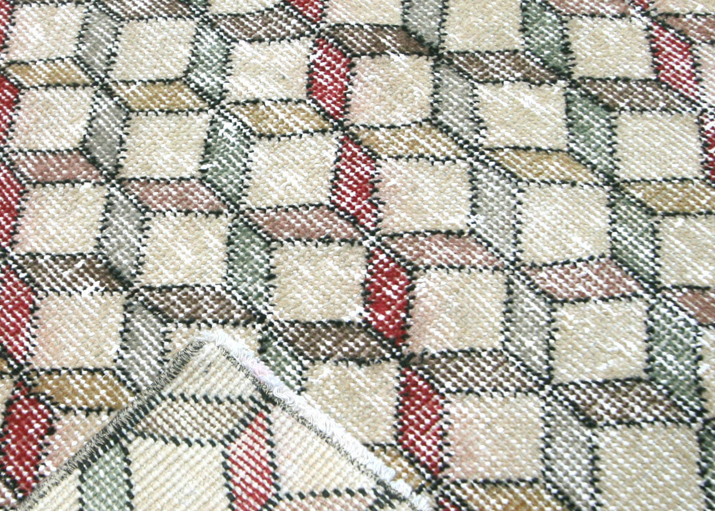 Vintage Turkish Mid-Century-Modern Rug - 4'2" x 7'9" - 140240