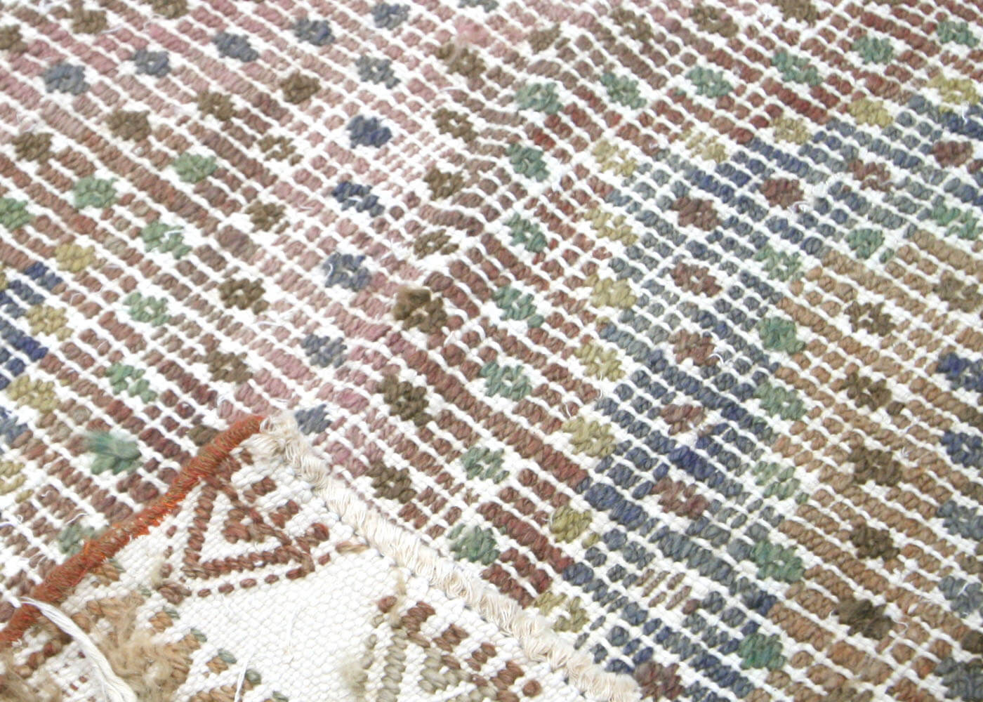 Vintage Turkish Kilim - 6'10" x 10'8" - 140288