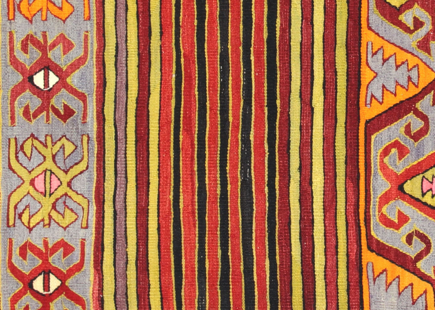 Vintage Turkish Kilim - 5'6" x 6'11" - 140381