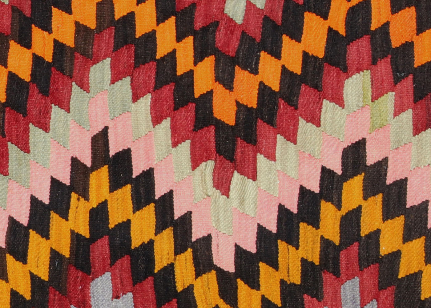 Vintage Turkish Kilim - 5'10" x 8'5" - 140428