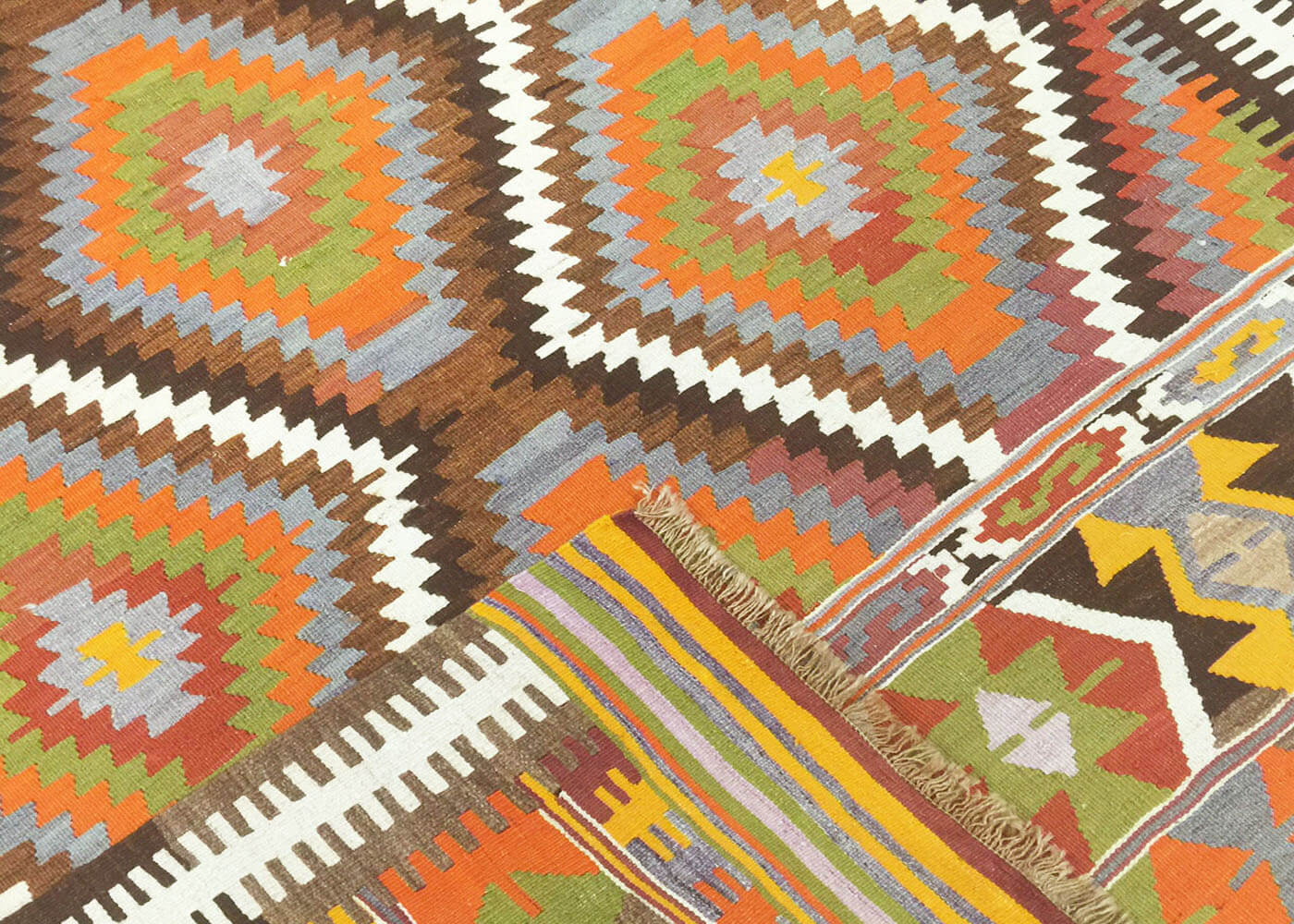 Vintage Turkish Kilim - 5' x 7'10" - 140481