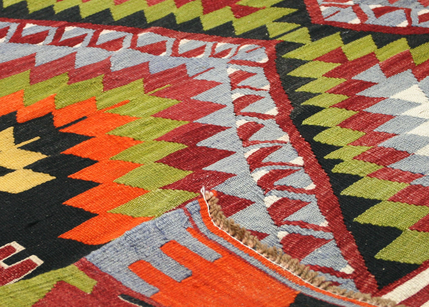 Vintage Turkish Kilim - 6'11" x 10'4" - 140484