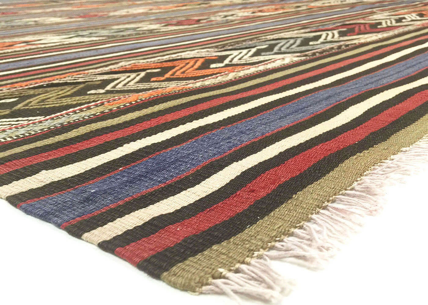Vintage Turkish Kilim - 5'5" x 7'9" - 140506