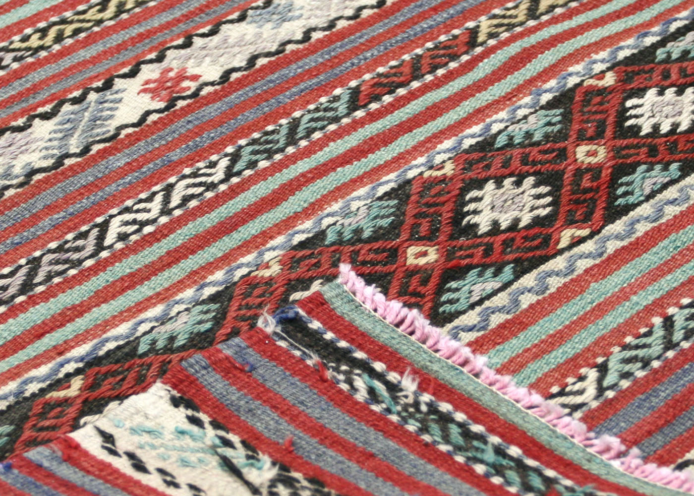 Vintage Turkish Kilim - 5'7" x 8'3" - 140516