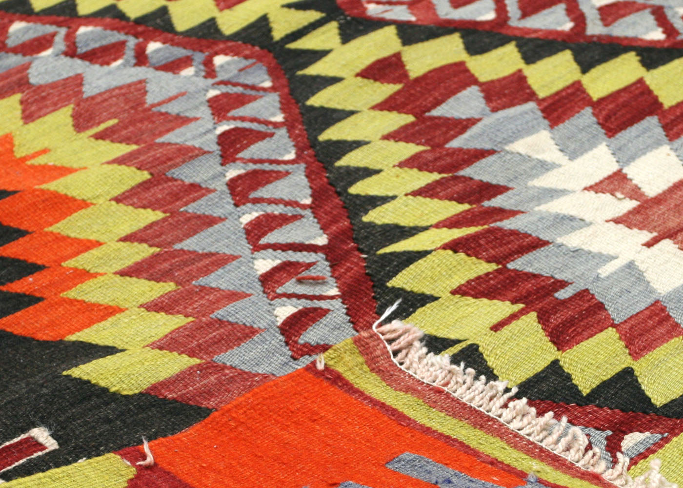 Vintage Turkish Kilim - 6'7" x 10'1" - 140535