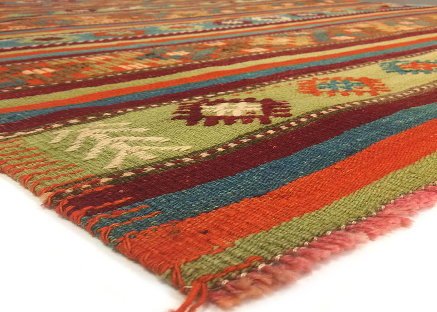 Vintage Turkish Kilim - 5'1" x 7'2" - 140594