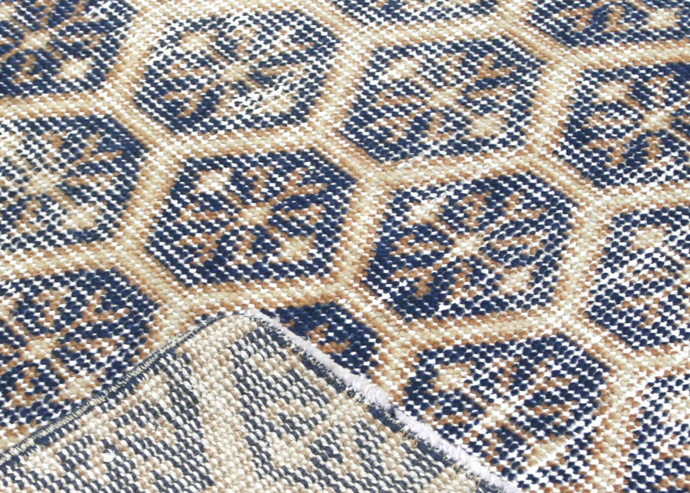 Vintage Turkish Mid-Century-Modern Rug - 3'5" x 6'7" - 140867