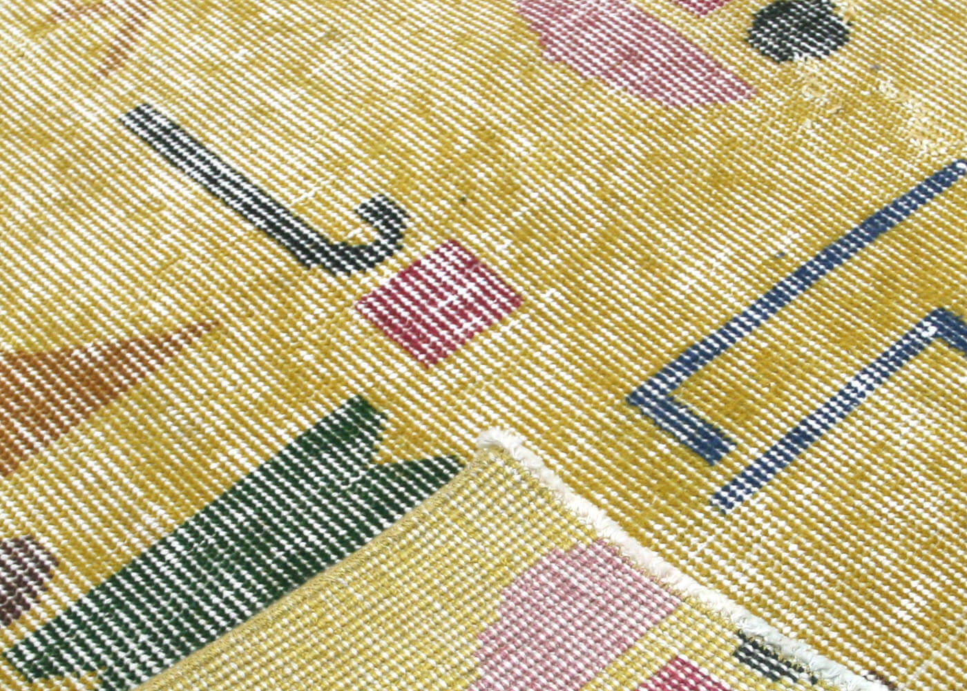 Vintage Turkish Mid-Century-Modern Rug - 6'9" x 9'7" - 140869