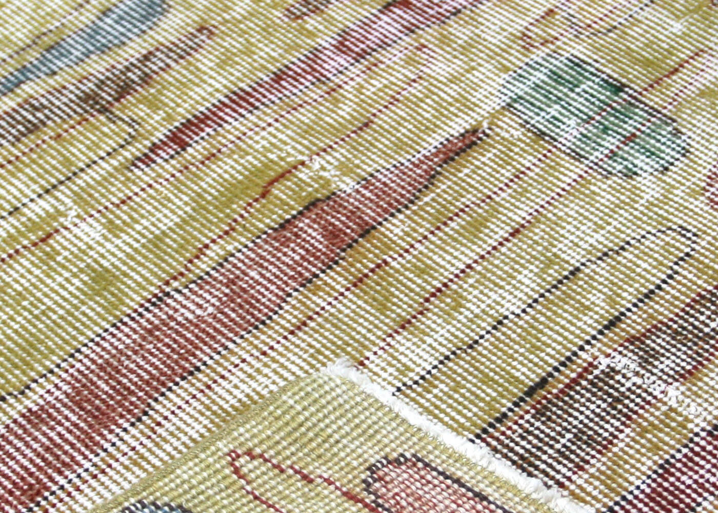 Vintage Turkish Mid-Century-Modern Rug - 3'10" x 6'2" - 140924