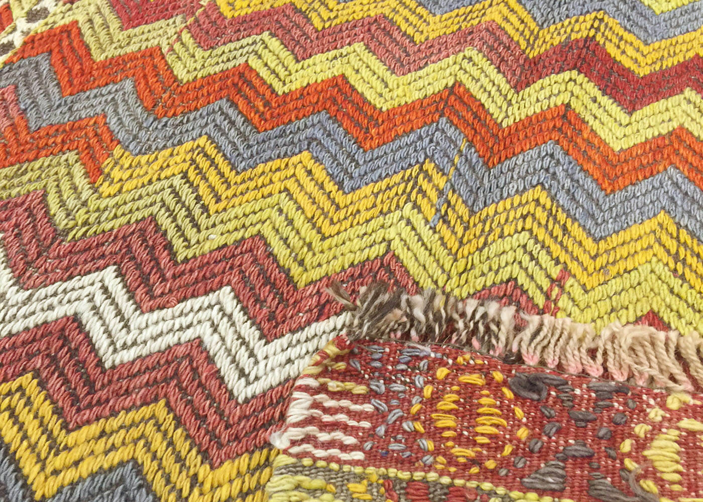Vintage Turkish Kilim - 2'8" x 2'6" - 145103