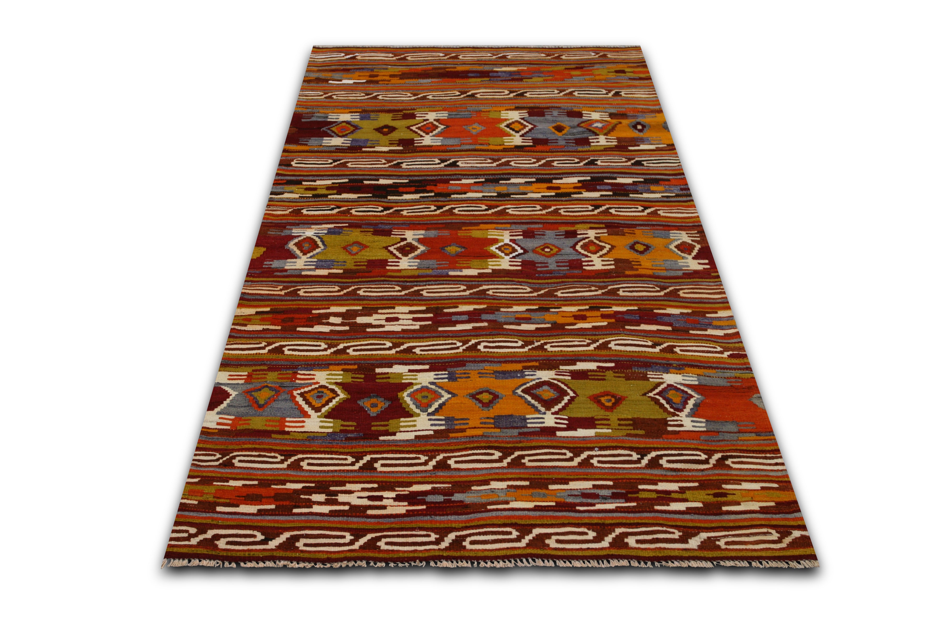 Vintage Turkish Kilim - 3'3" x 5'8" - 145122