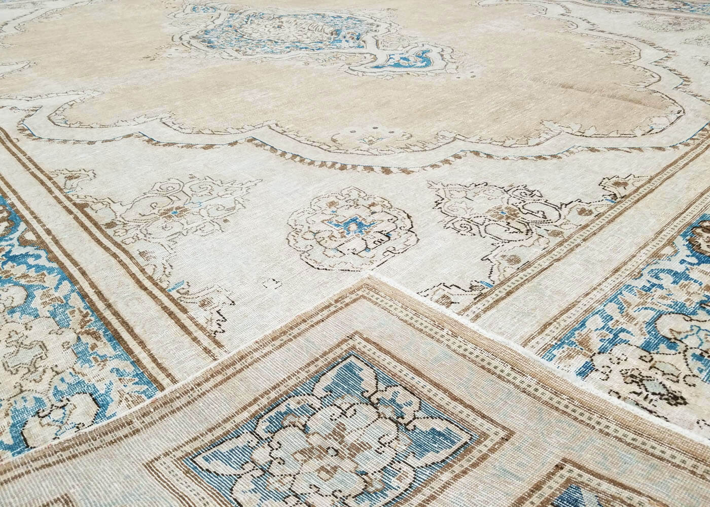 Vintage Persian Kerman Rug - 9'8" x 12'10" - 150729