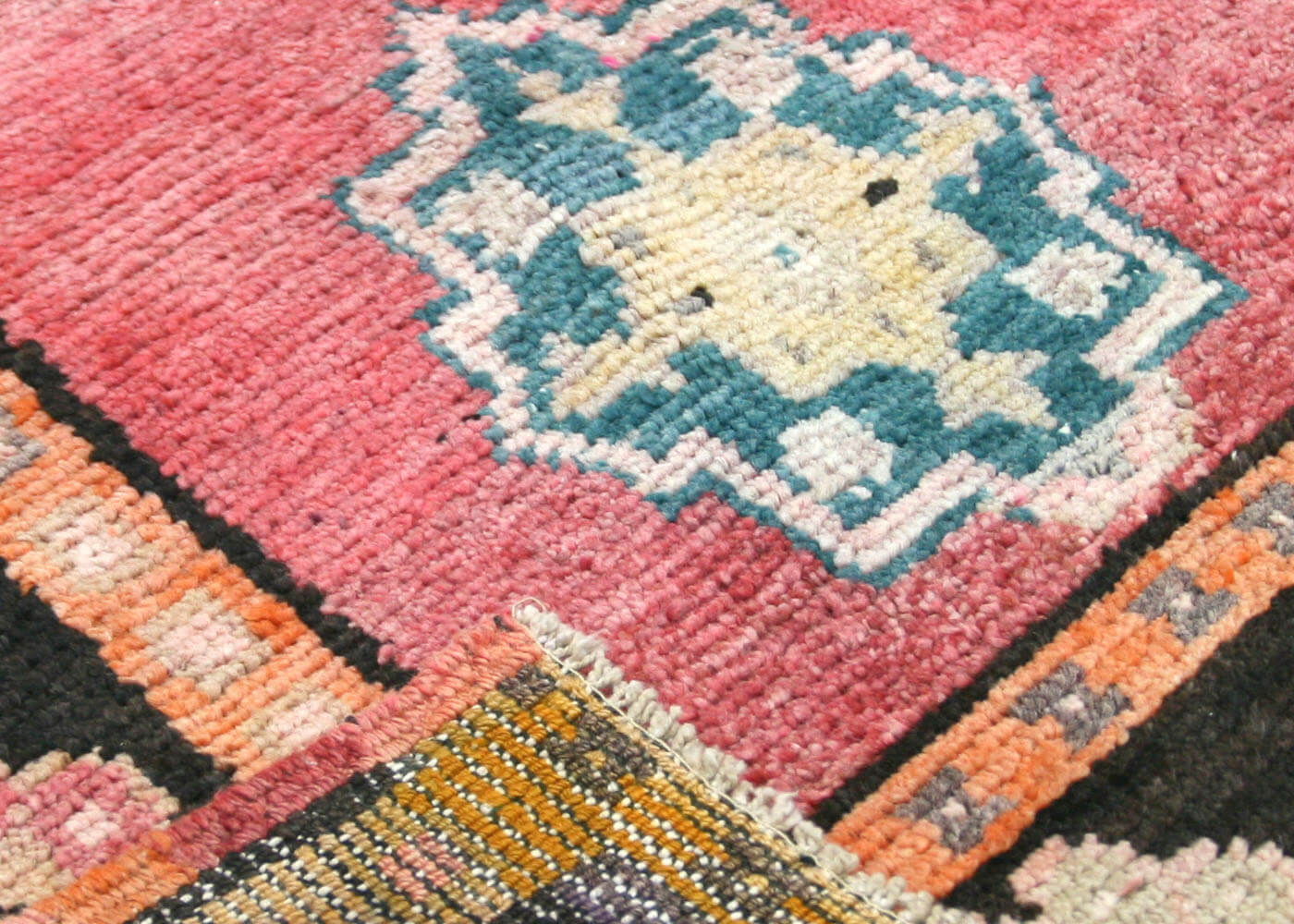 Vintage Turkish Oushak Rug - 5'2" x 7'11" - 150936