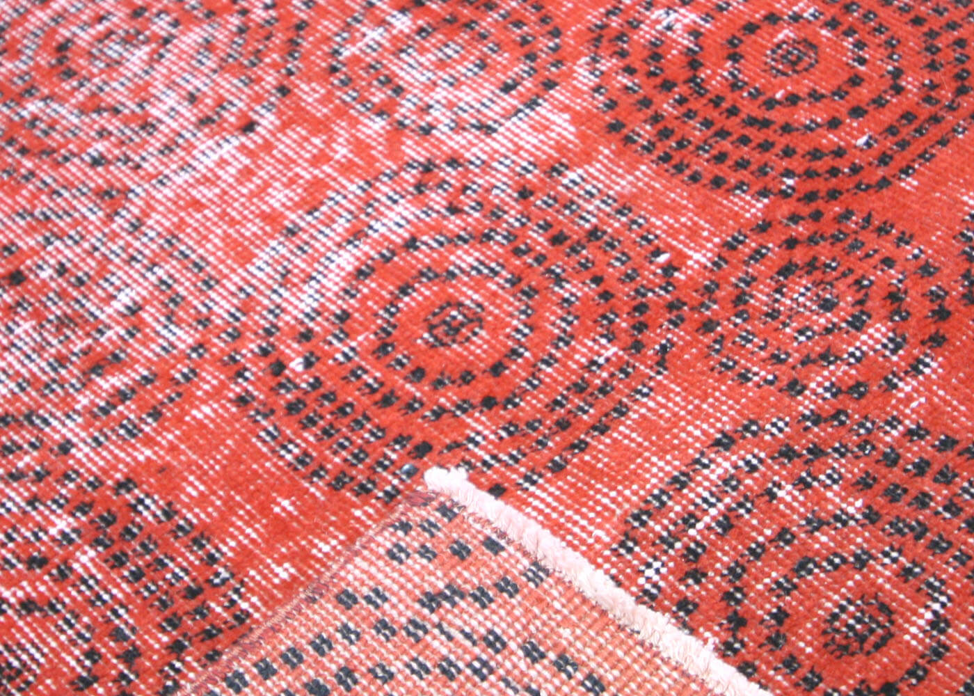 Vintage Turkish Mid-Century-Modern Rug - 6'7" x 9' - 156035