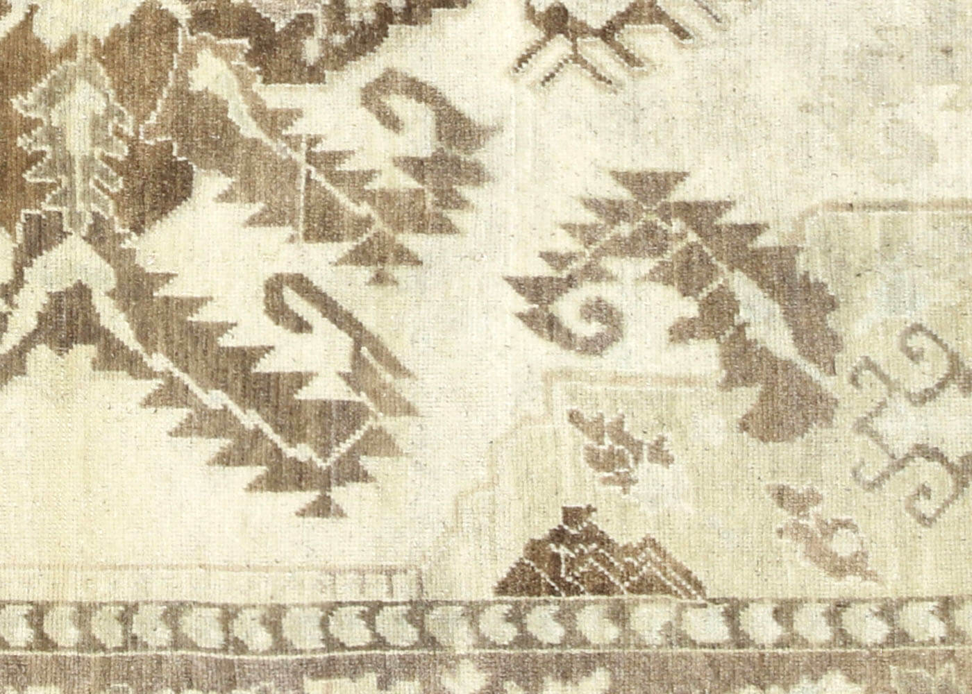 Vintage Turkish Oushak Rug - 4'4" x 6'8" - 160111