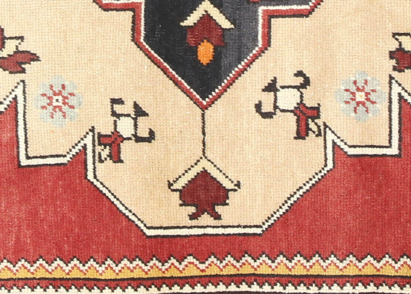 Vintage Turkish Oushak Rug - 4'6" x 7'10" - 160210
