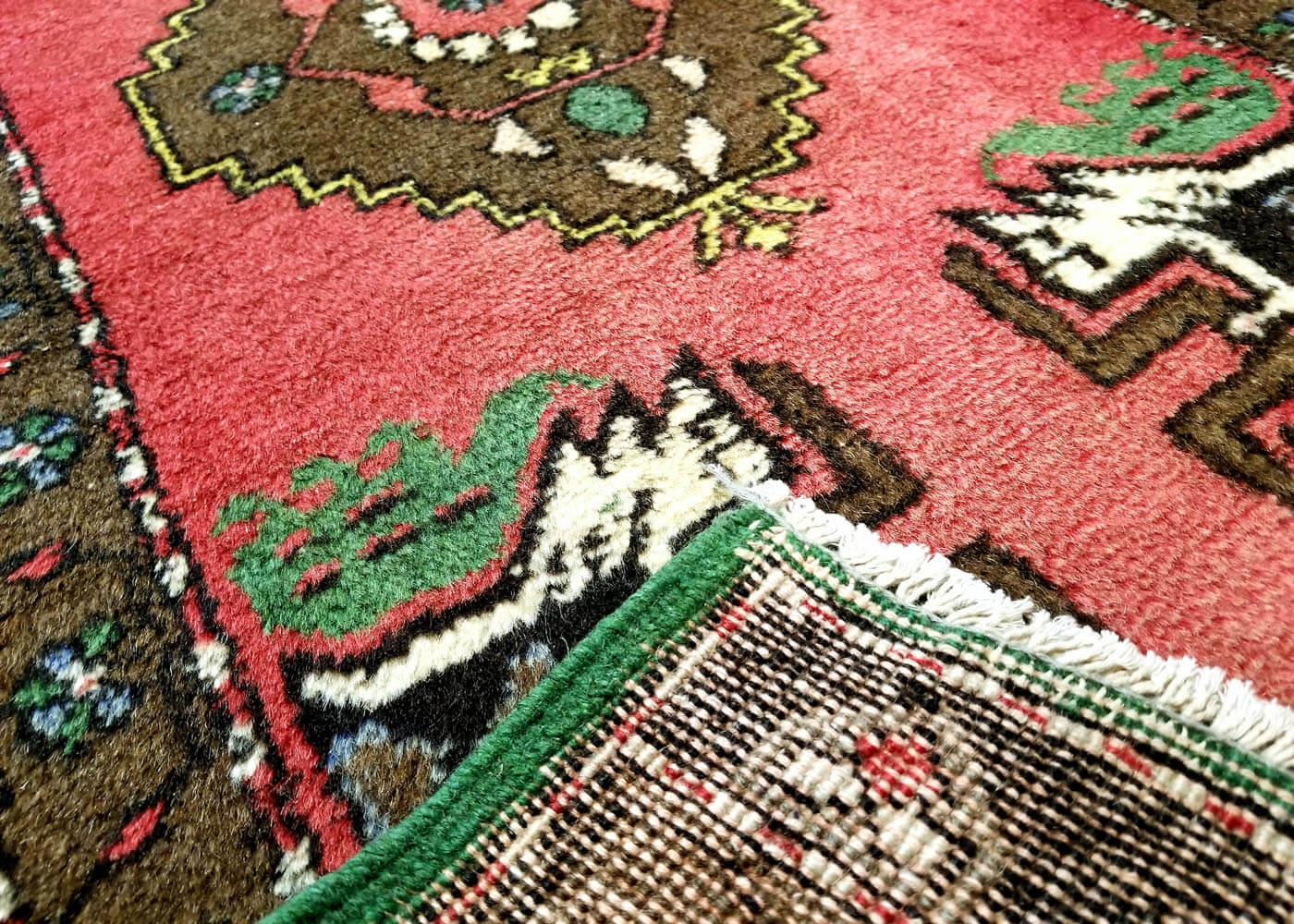 Vintage Turkish Oushak Yastic - 1'9" x 3'8" - 160542